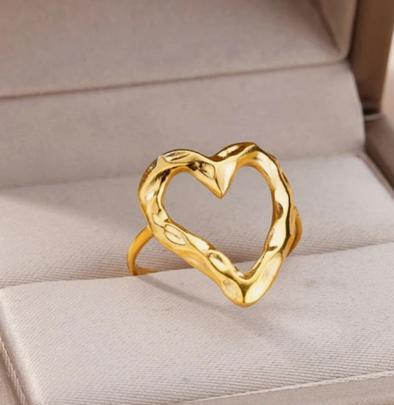 heart ring