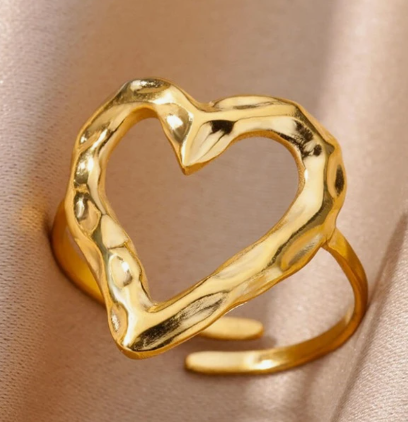 heart ring